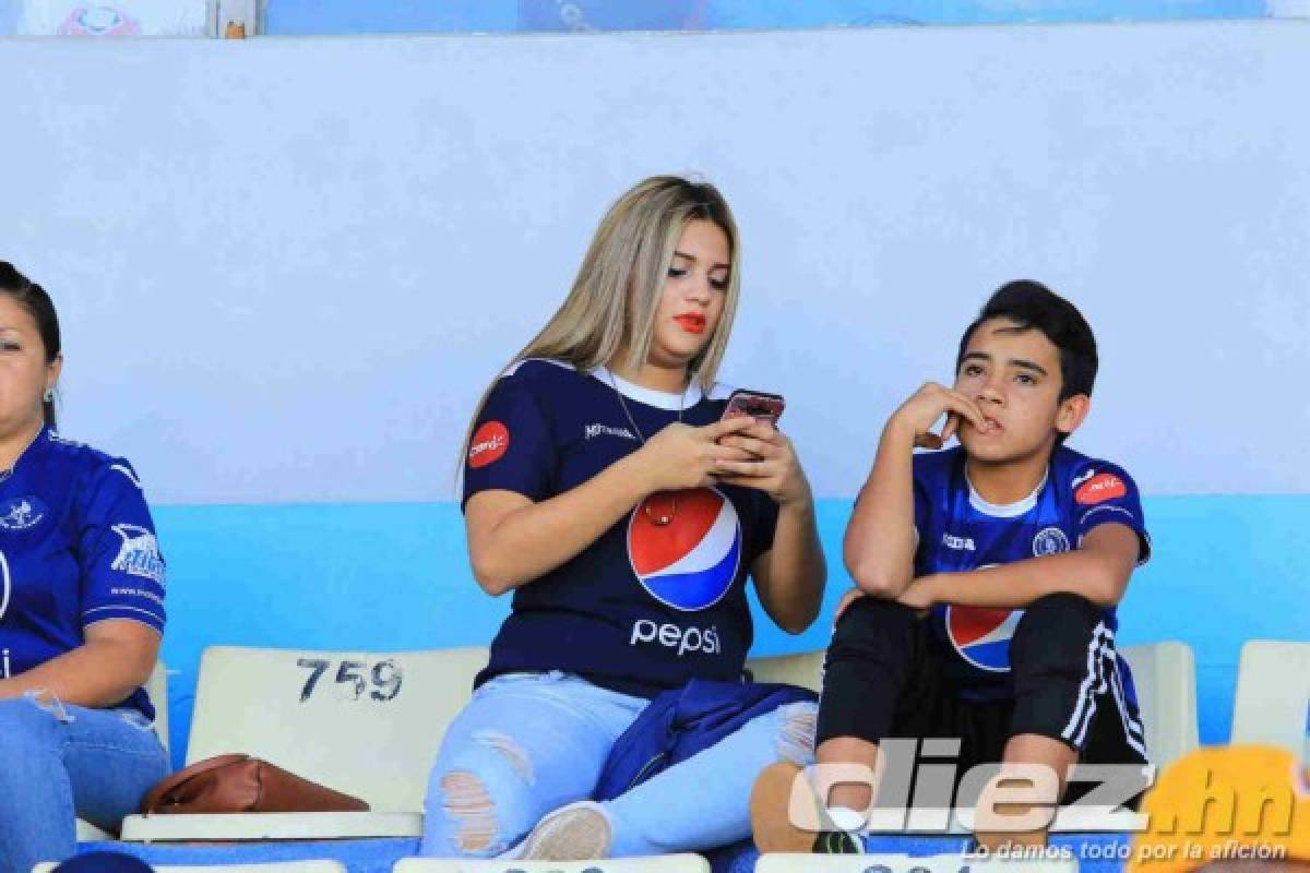 EN FOTOS: Las hermosas chicas y sus descuidos en la Jornada 7