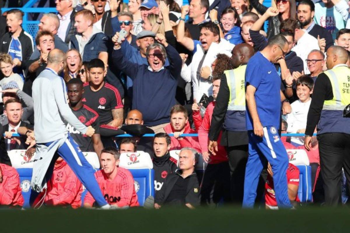 ¡Se calentó! Las imágenes de la pelea de Mourinho con el asistente del Chelsea