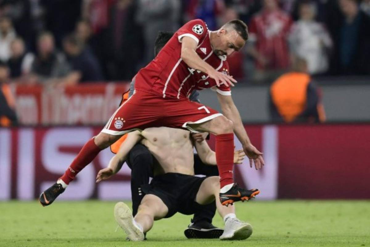 NO SE VIO EN TV: El susto de Ribery al final y el bonito gesto de Ramos con Navas