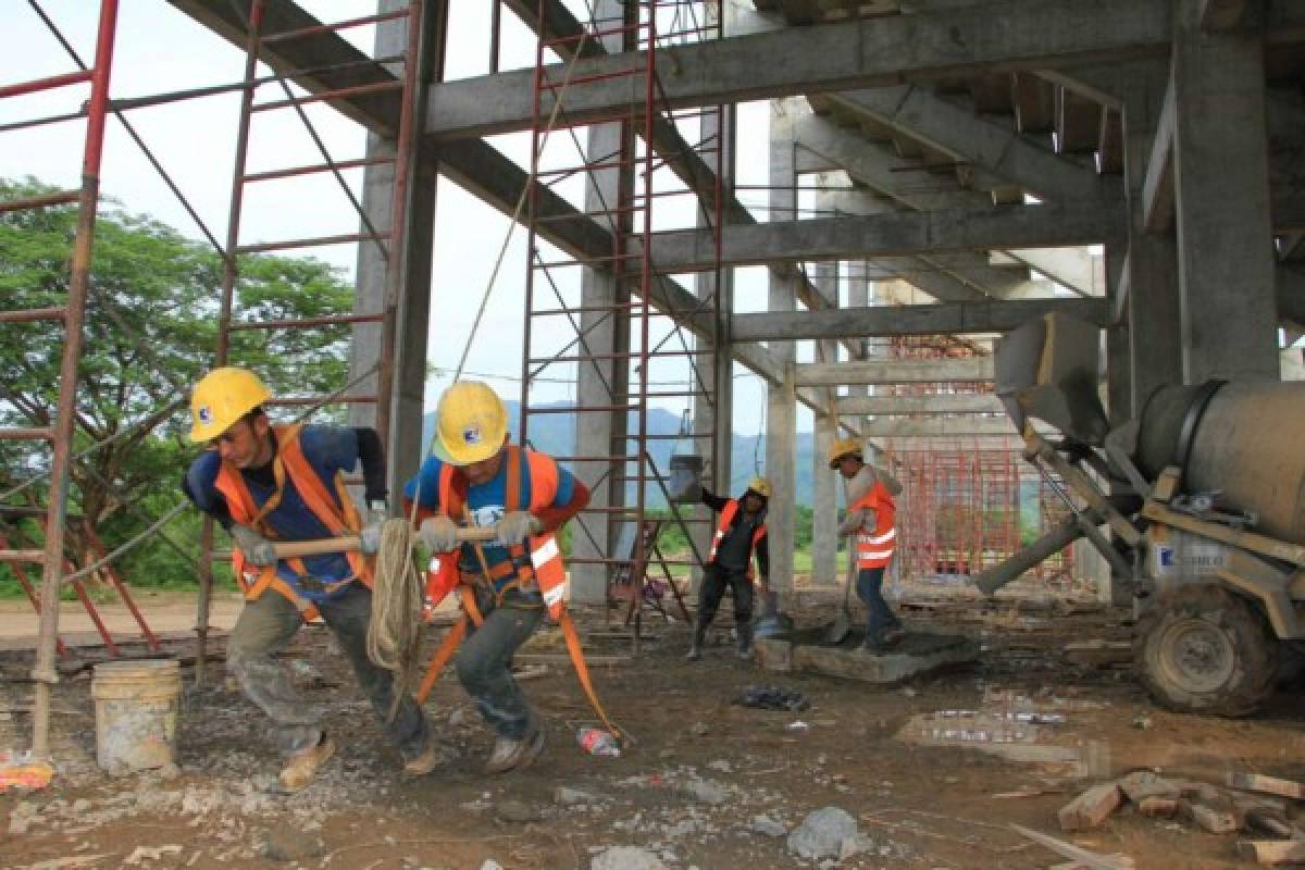 Así avanza la construcción del nuevo y bonito estadio en Choluteca