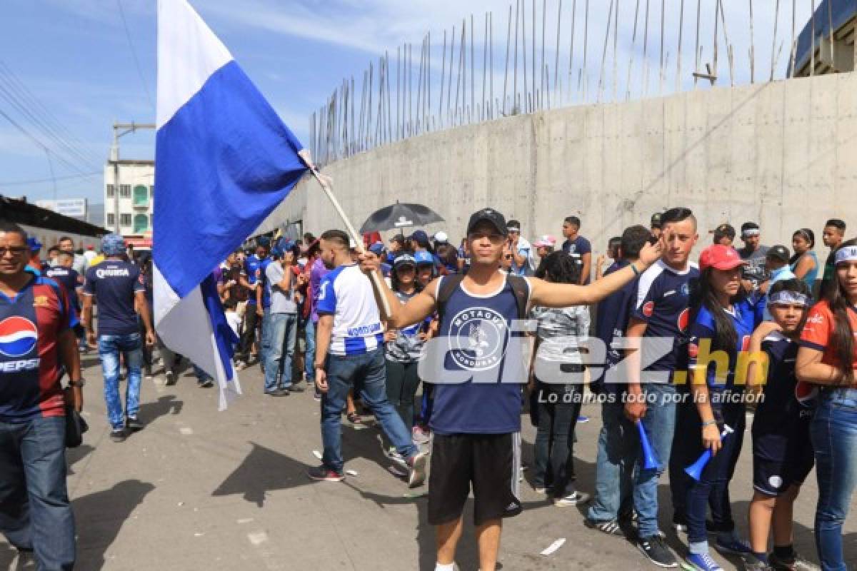 ¡Llenazo! Motagua celebra su Copa 15 con el Nacional a reventar