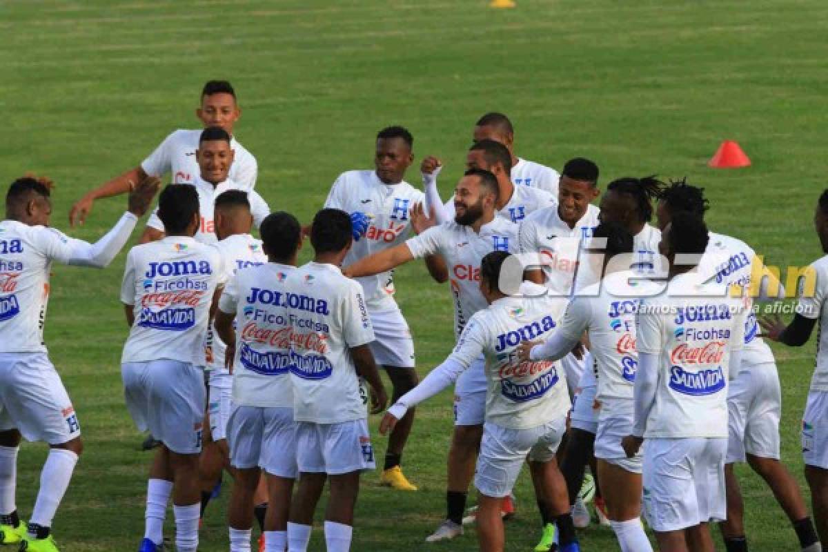 Bromas, patadas, risas y charlas previo al juego de Honduras ante Panamá