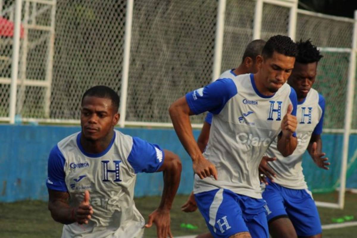 Choco Lozano listo, Alex López es baja y El Salvador tiembla cuando Honduras llega al Cuscatlán