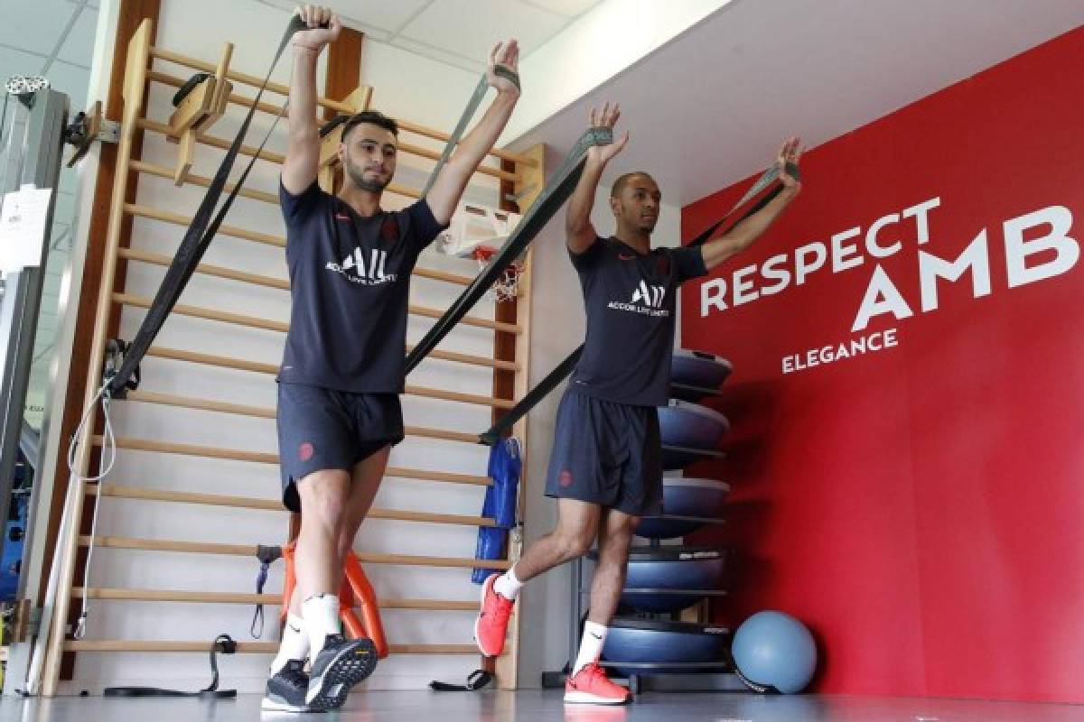 Fotos: Primer entreno de Neymar con el grupo del PSG y así fue recibido tras pedir su salida