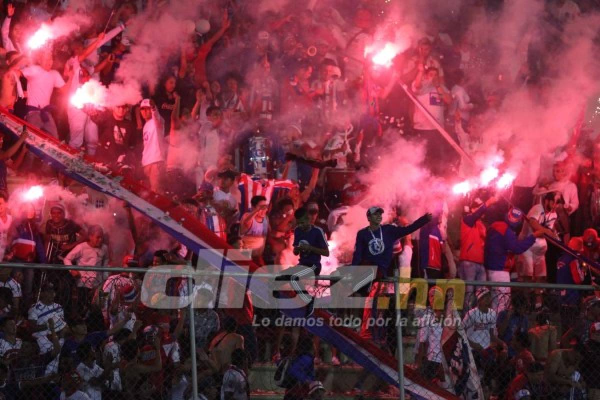 NO SE VIO POR TV: ¿Con quién celebró Estupiñán su primer gol en Motagua?