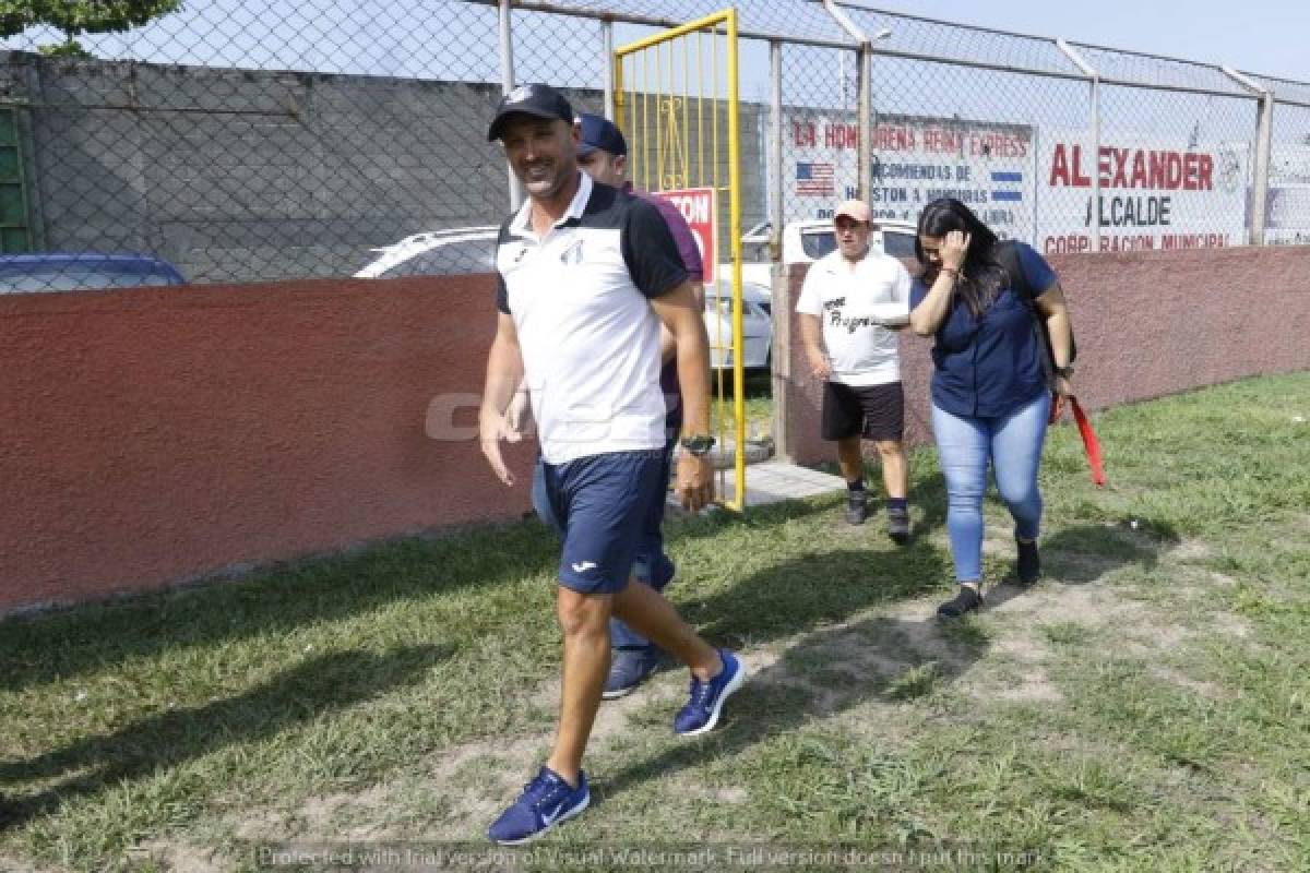 Fotos: 'El Palomo' le cambia el ánimo en su primer día a jugadores del Honduras