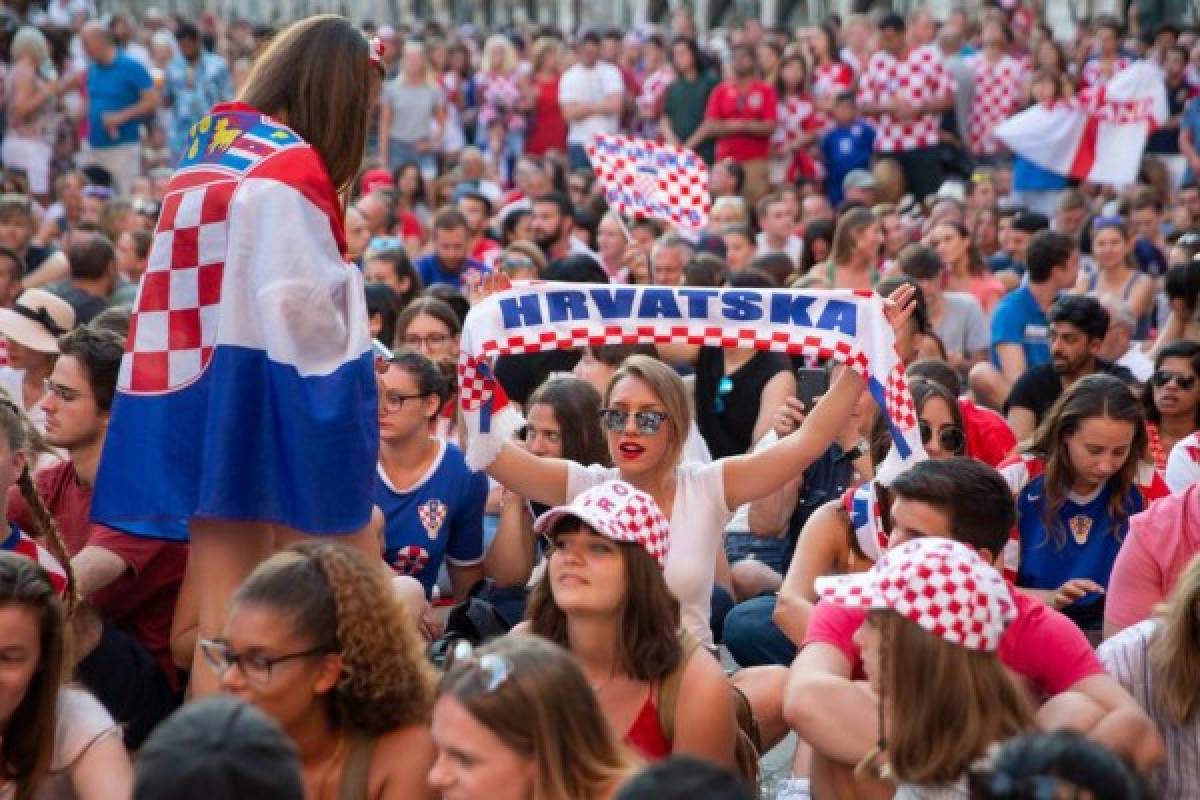 Desmadre y belleza: Así celebran en Croacia el pase a la final de Rusia 2018