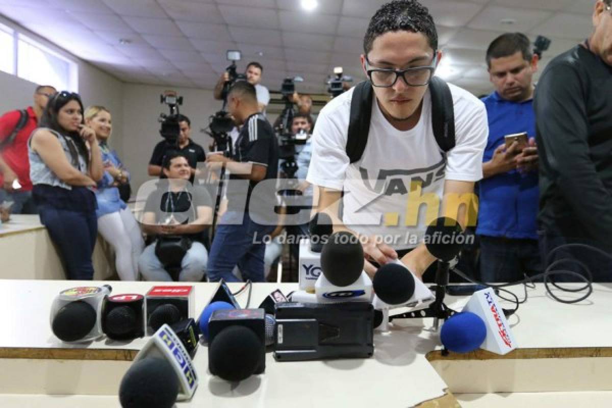 Caras largas, lesionados, nutrida presencia de prensa y una nueva dupla en Honduras