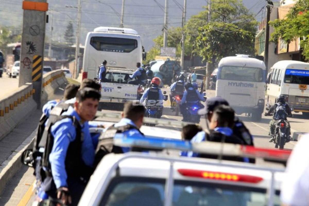 En fotos: El fuerte resguardo policial a Motagua en su viaje a Comayagua