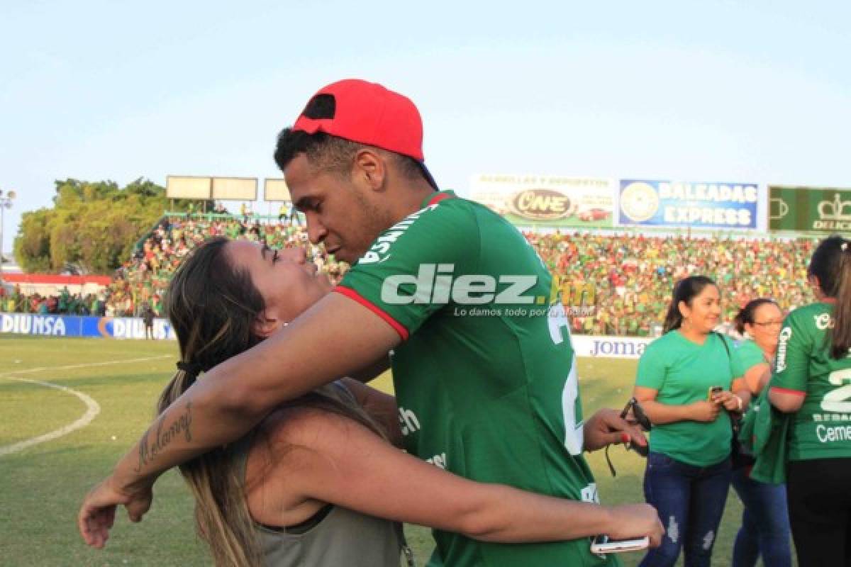 ¡Abrazos, lágrimas y besos! Eufórico festejo del Marathón tras coronarse campeón