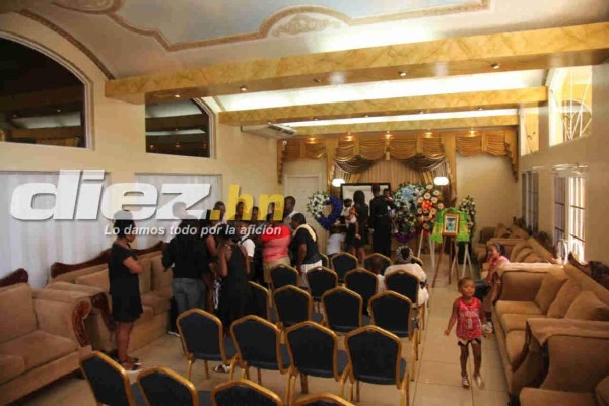 EN FOTOS: Así ha sido el velatorio de Walter 'Pery' Martínez en La Ceiba