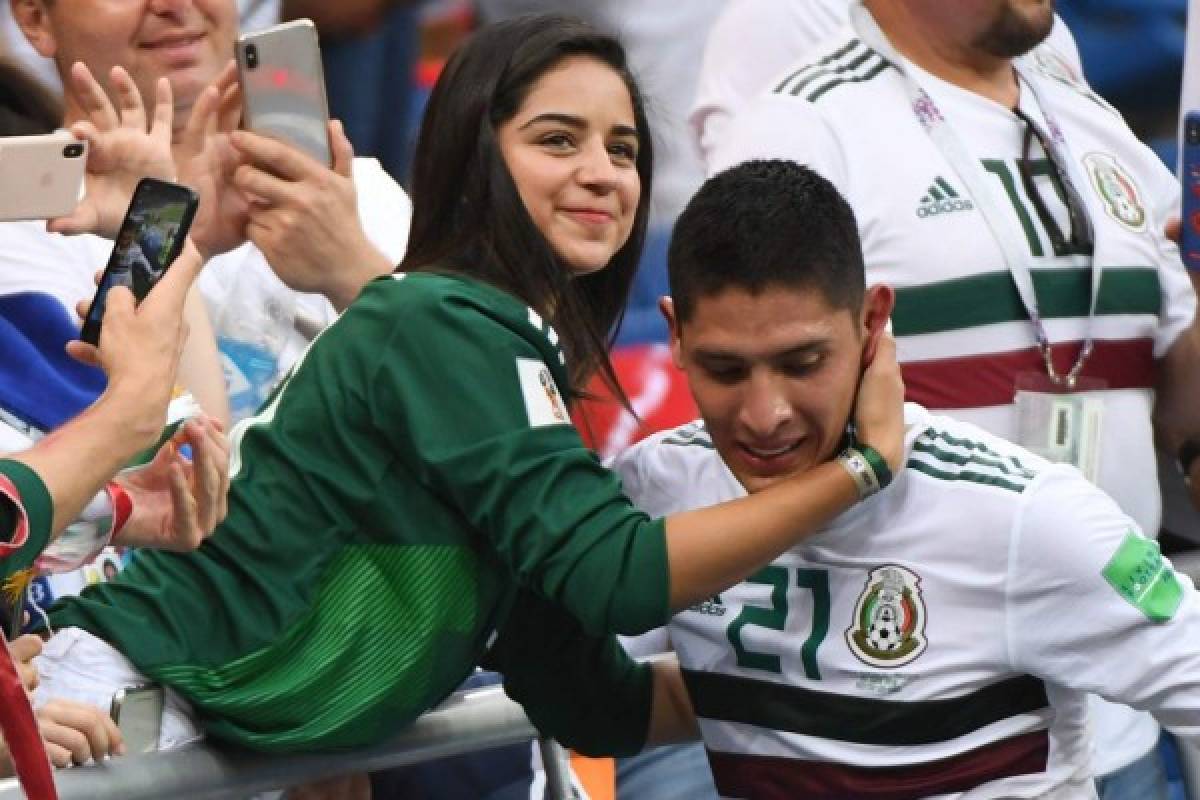 NO SE VIO EN TV: La impactante foto de presidente de Corea con capitán de su selección