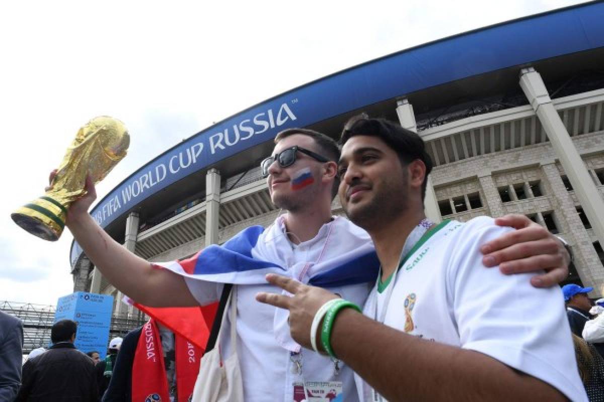 ¡AMBIENTAZO! Así se vive la previa de la inauguración del Mundial de Rusia