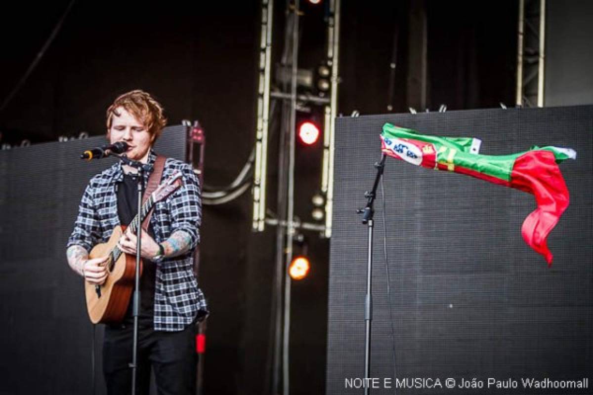 Condiciones deplorables: El pésimo estado del campo del Benfica tras un concierto de Ed Sheeran