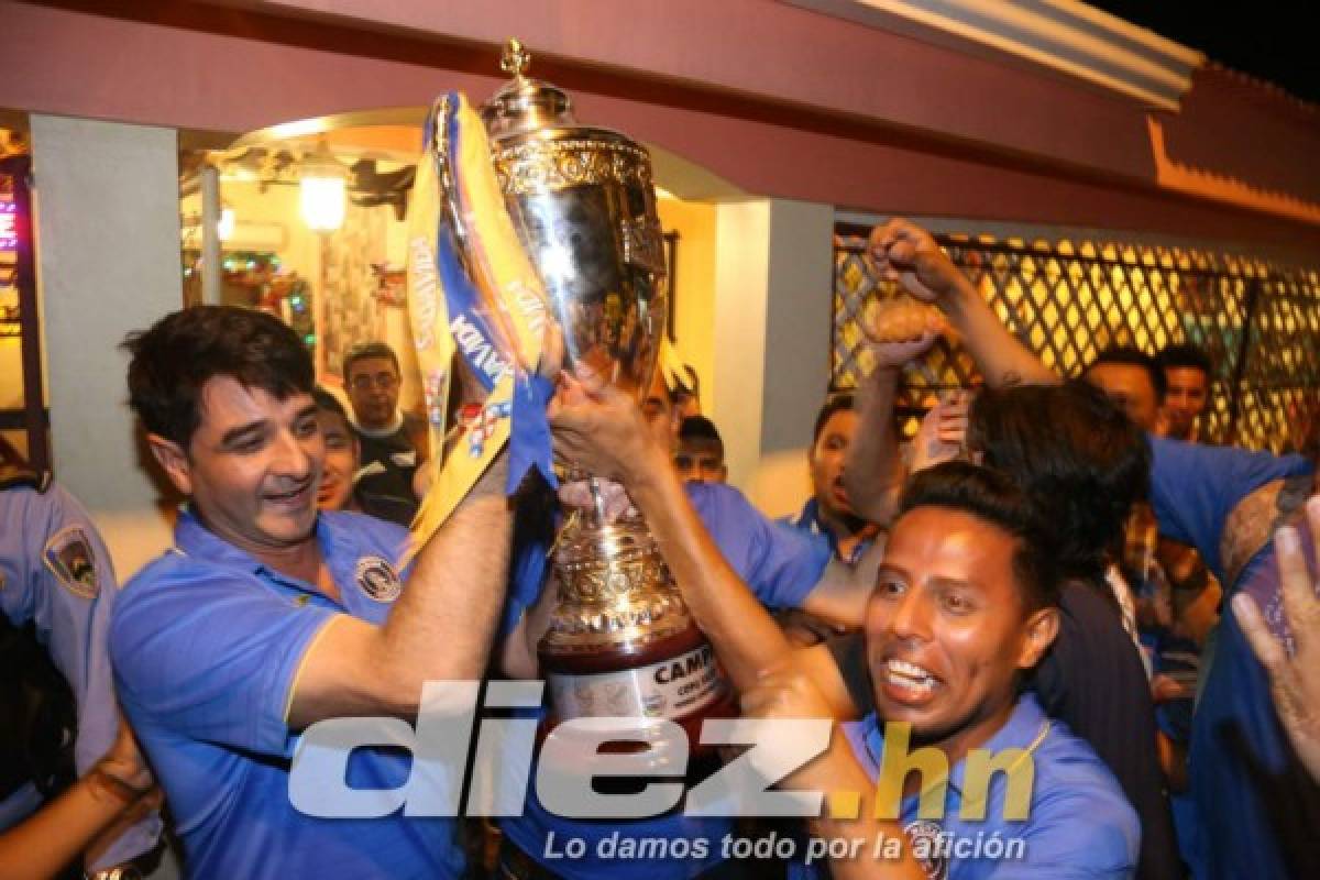 FOTOS: Motagua celebra por todo lo alto su Copa 14