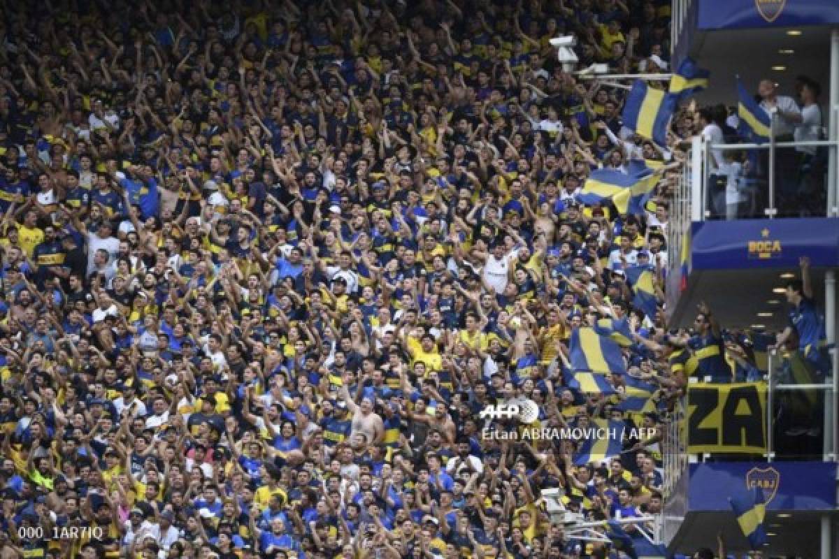 No se vio en TV: El regaño de Tévez a jugadores de Boca y la manta que enoja a River