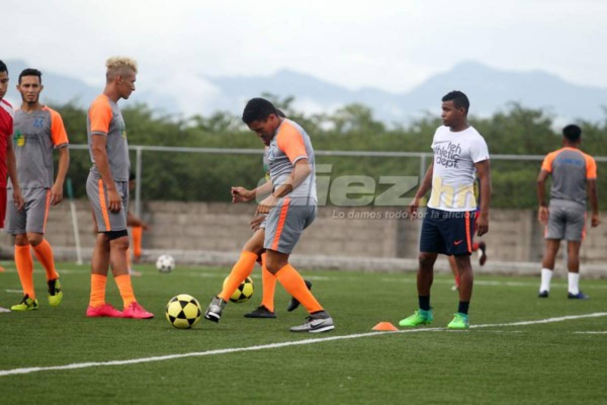 Así la pasa Julio 'Rambo' de León con Olancho FC de Liga de Ascenso