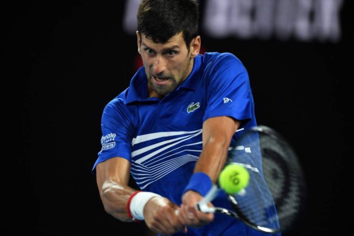 Las mejores imágenes de la paliza de Djokovic a Nadal en la final del Australian Open