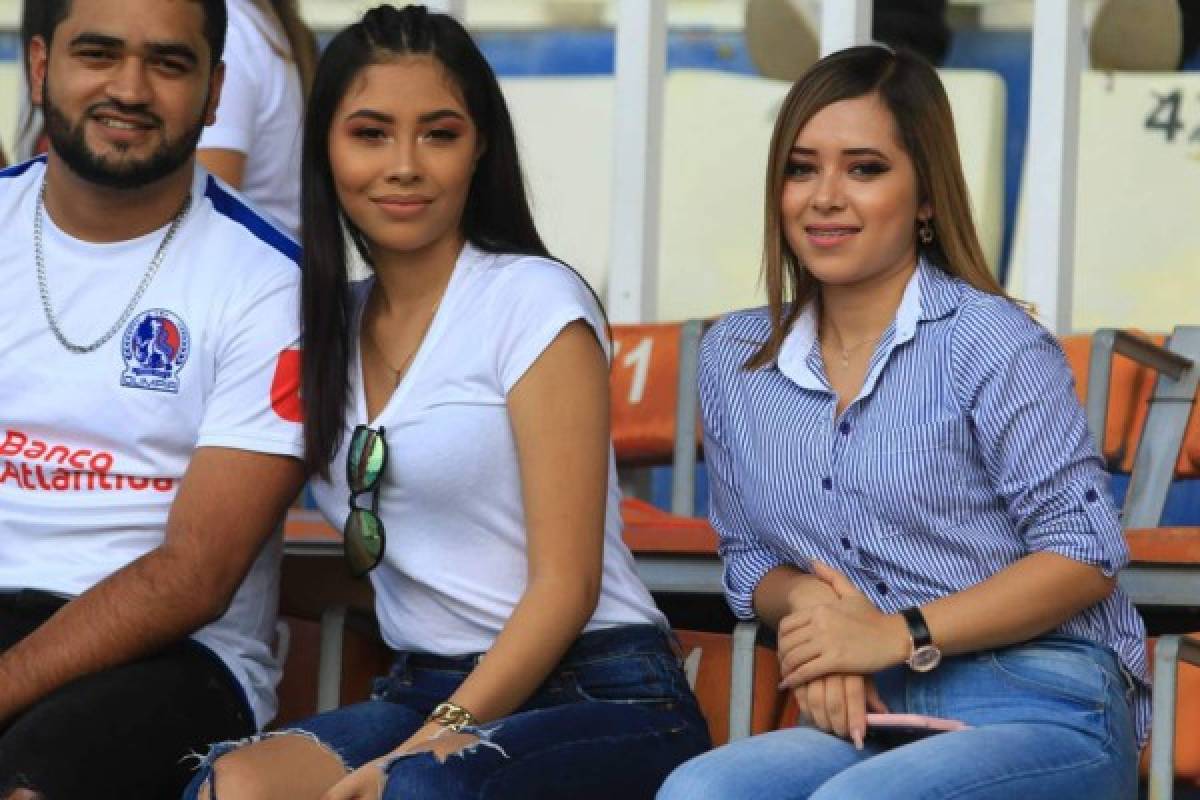 ¡Las bellezas que llegaron a ver el clásico Olimpia-Motagua!