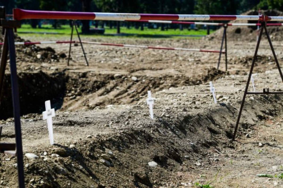 Así es el Campo 87: El cementerio donde entierran a las víctimas del coronavirus que nadie reclama