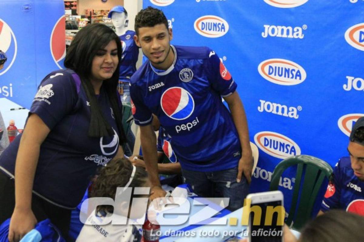 Las dos caras de la final... Alegría en Motagua y concentración en Platense