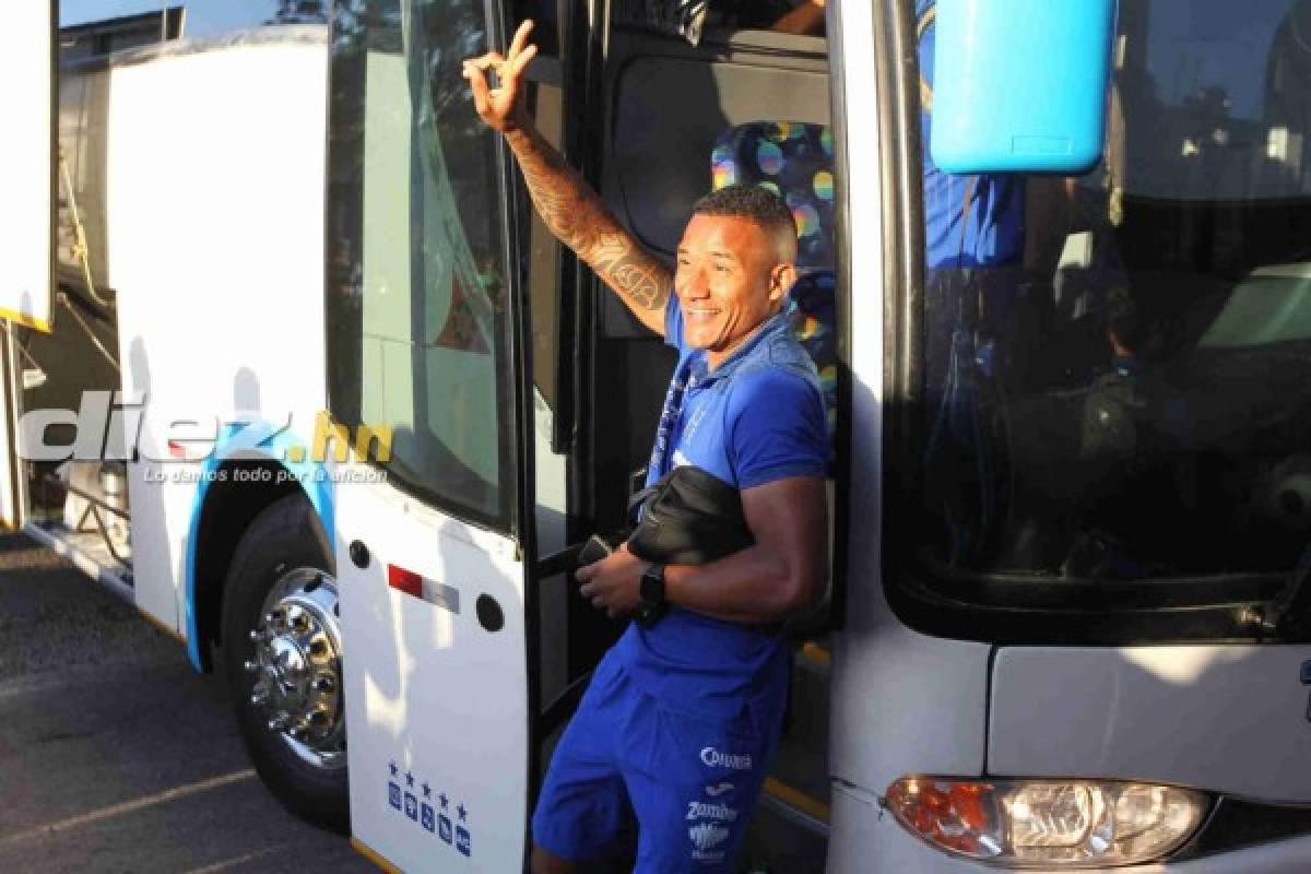 FOTOS: El ambiente que se vive en el Nacional para el partido entre Honduras y Puerto Rico