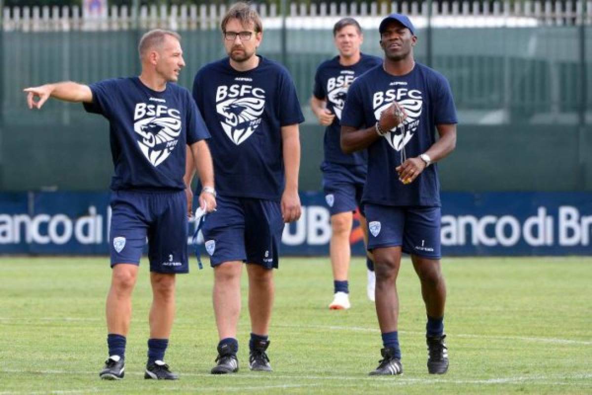 En fotos: Míster David Suazo y su primer entrenamiento con el Brescia de Italia