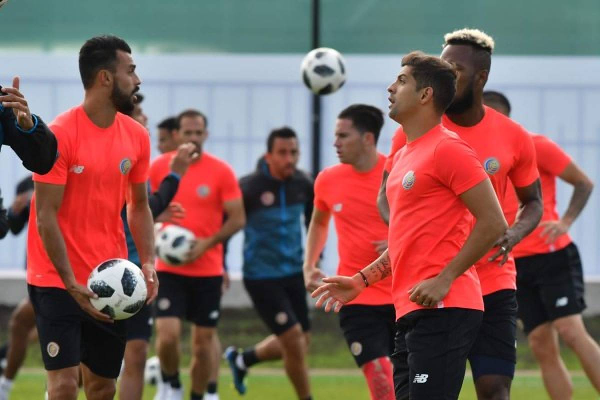 FOTOS: Keylor Navas causa furor en el primer entrenamiento de Costa Rica