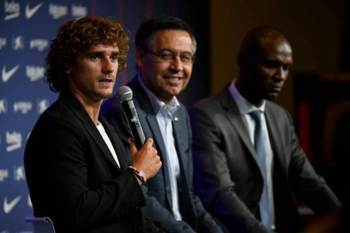 Así fue la presentación de Griezmann en el Camp Nou: Nuevo dorsal y elogios a Messi