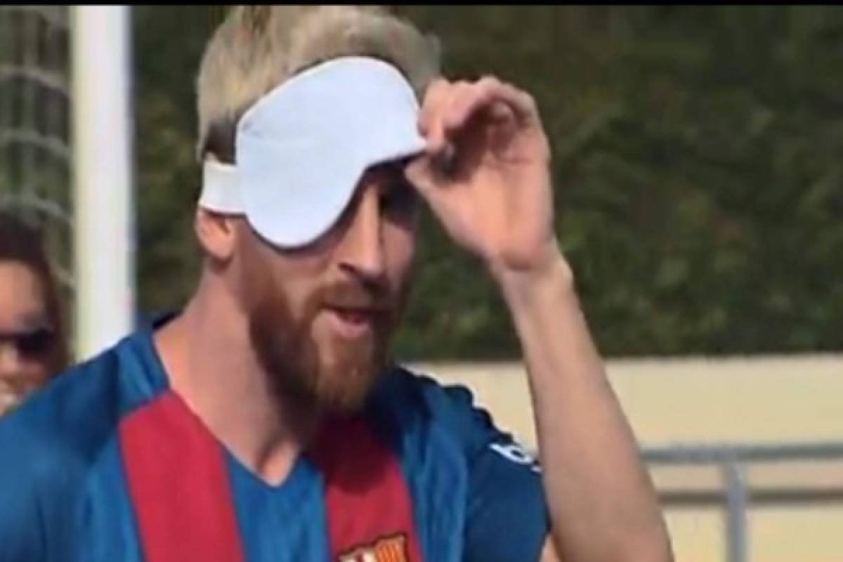 VIDEO: Noble gesto de los cracks de Barcelona al jugar fútbol sin visión