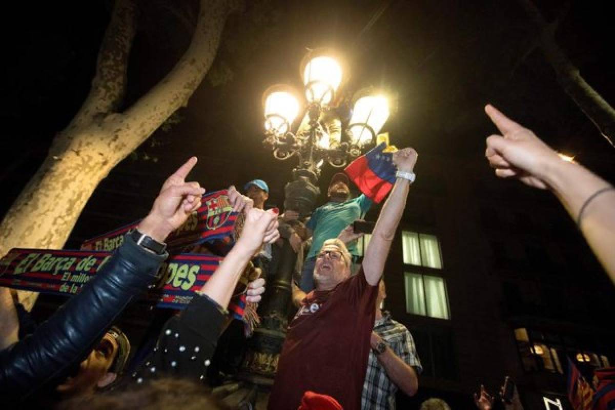 LO QUE NO SE VIO: Locura, lágrimas y la reacción de Iniesta tras el título del Barça