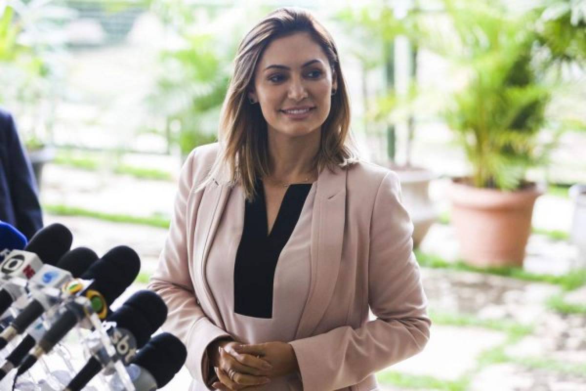 ¡La primera dama más hermosa! Así es Michelle Bolsonaro, esposa del presidente de Brasil