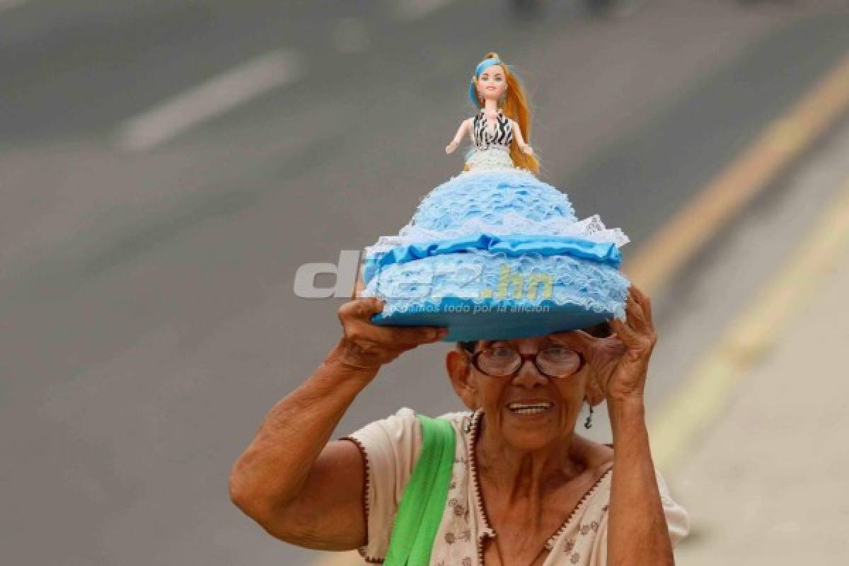 La Ultra Fiel y la Mega Barra le ponen color al clásico en el Morazán