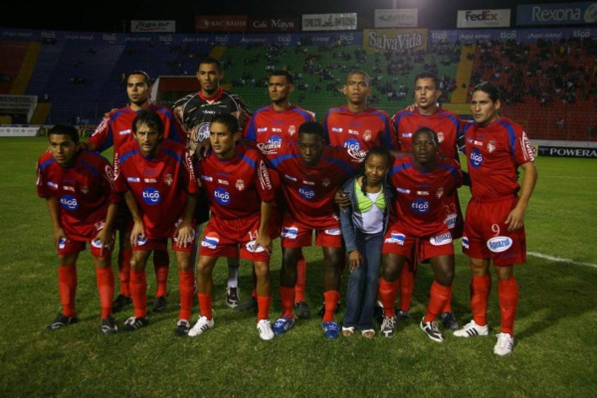 Clubes queridos que desaparecieron: ¿Qué pasó con los últimos equipos que descendieron en Honduras?