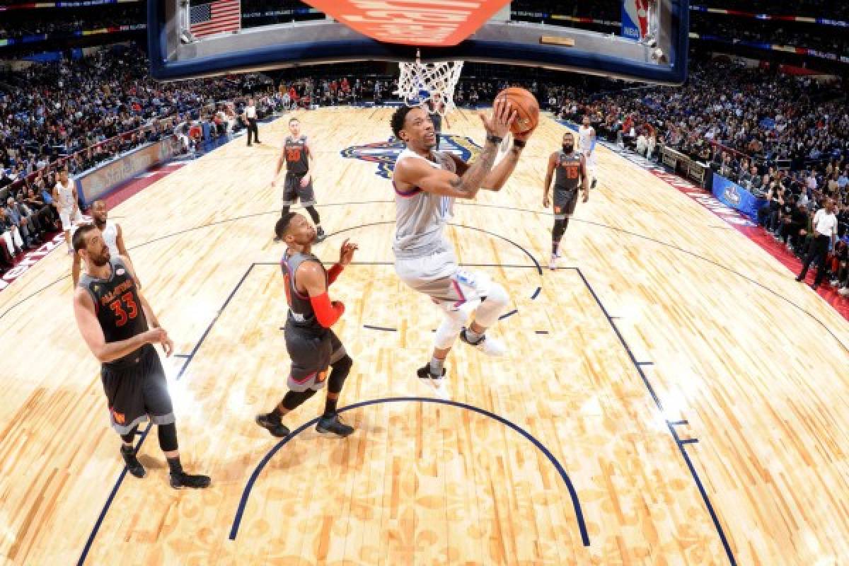 NEW ORLEANS, LA - FEBRUARY 19: DeMar DeRozan of the Eastern Conference All-Star Team drives to the basket against the Western Conference All-Star Team during the NBA All-Star Game as part of the 2017 NBA All Star Weekend on February 19, 2017 at the Smoothie King Center in New Orleans, Louisiana. NOTE TO USER: User expressly acknowledges and agrees that, by downloading and or using this Photograph, user is consenting to the terms and conditions of the Getty Images License Agreement. Mandatory Copyright Notice: Copyright 2017 NBAE Andrew D. Bernstein/NBAE via Getty Images/AFP