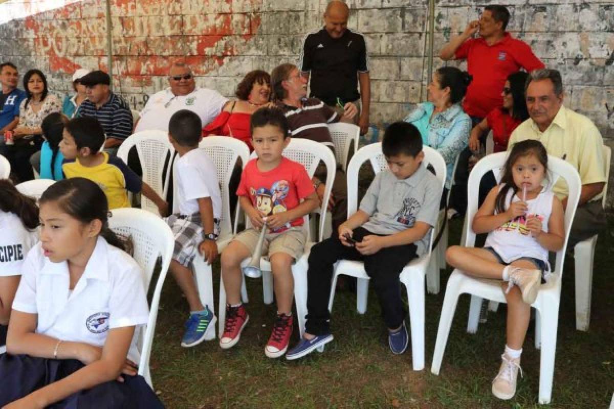 Subidos en los árboles, golpes a árbitros y la soledad del Yankel en la Copa Presidente