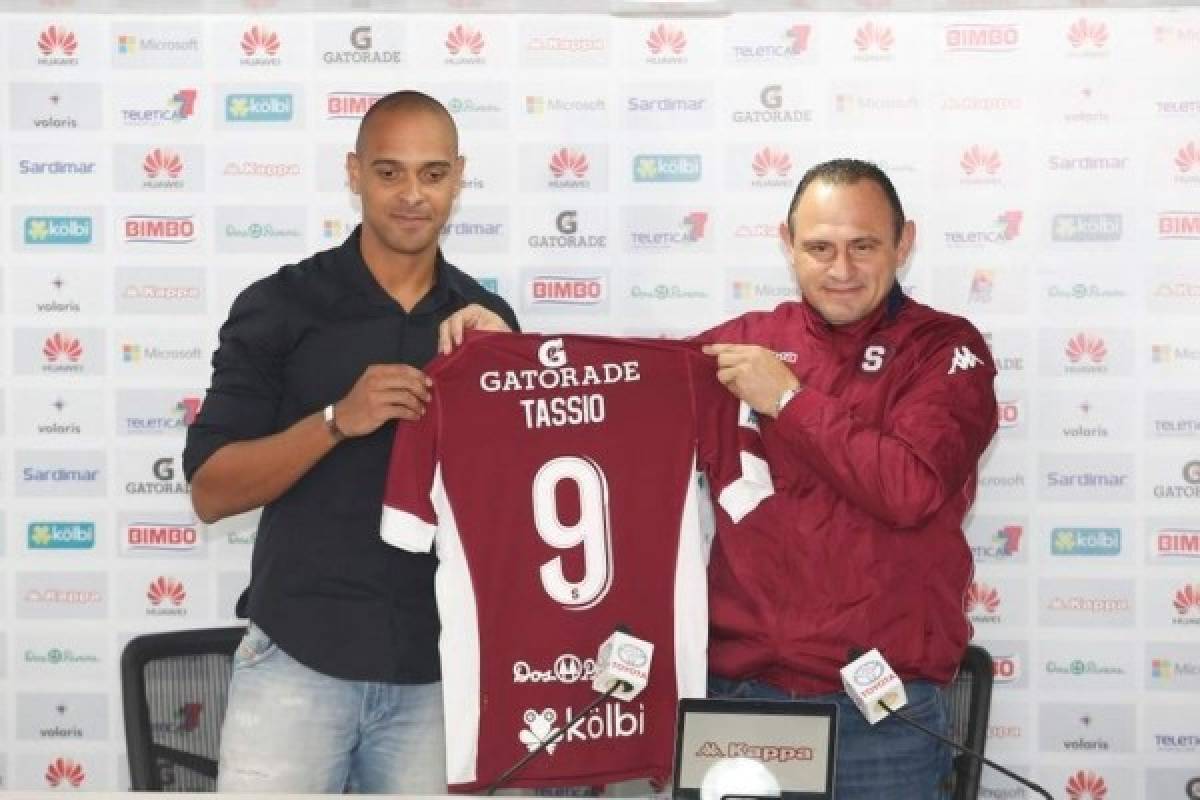 RUMORES Y FICHAJES: El '9' de Bengtson en el Saprissa ya tiene nuevo ﻿dueño