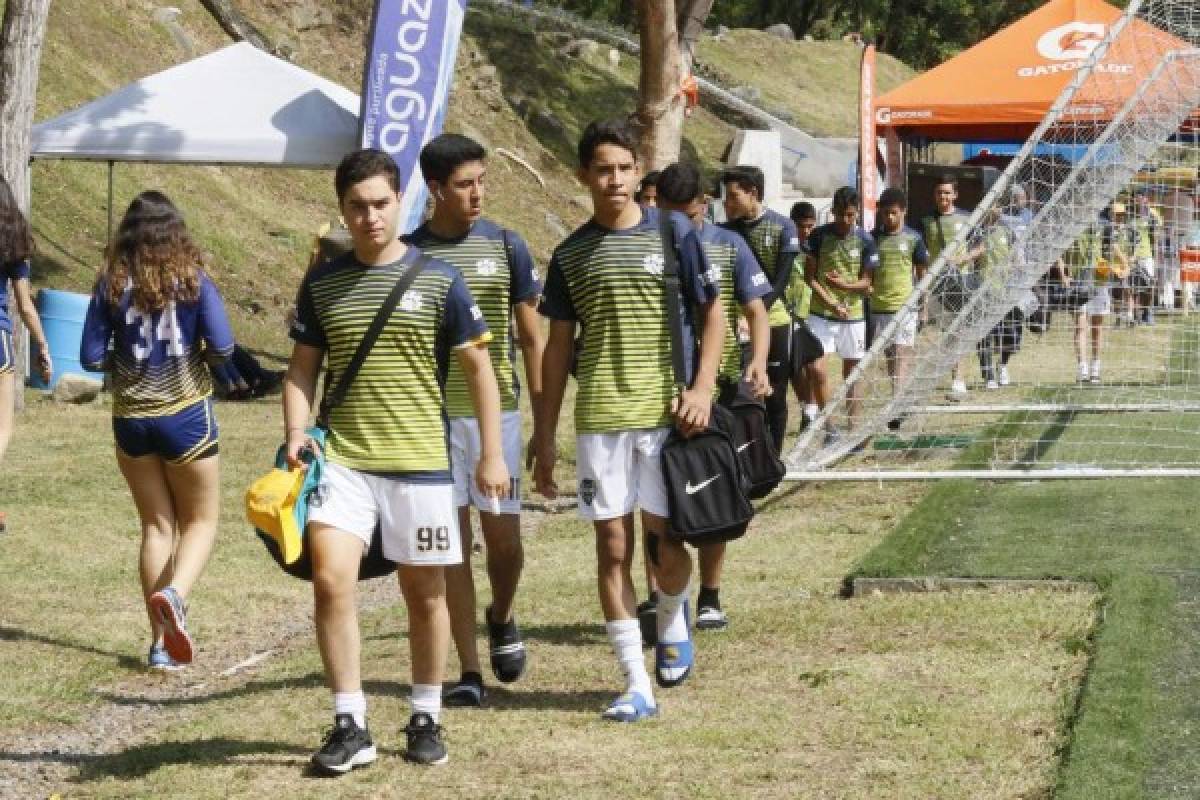 Goles, celebraciones y animadoras en la segunda jornada del Torneo de Escuelas Bilingües