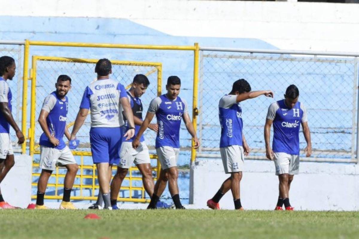 FOTOS: Fortaleza física y bajo fuerte calor se entrena la Sub-23; Coito observa y Falero trabaja en cancha