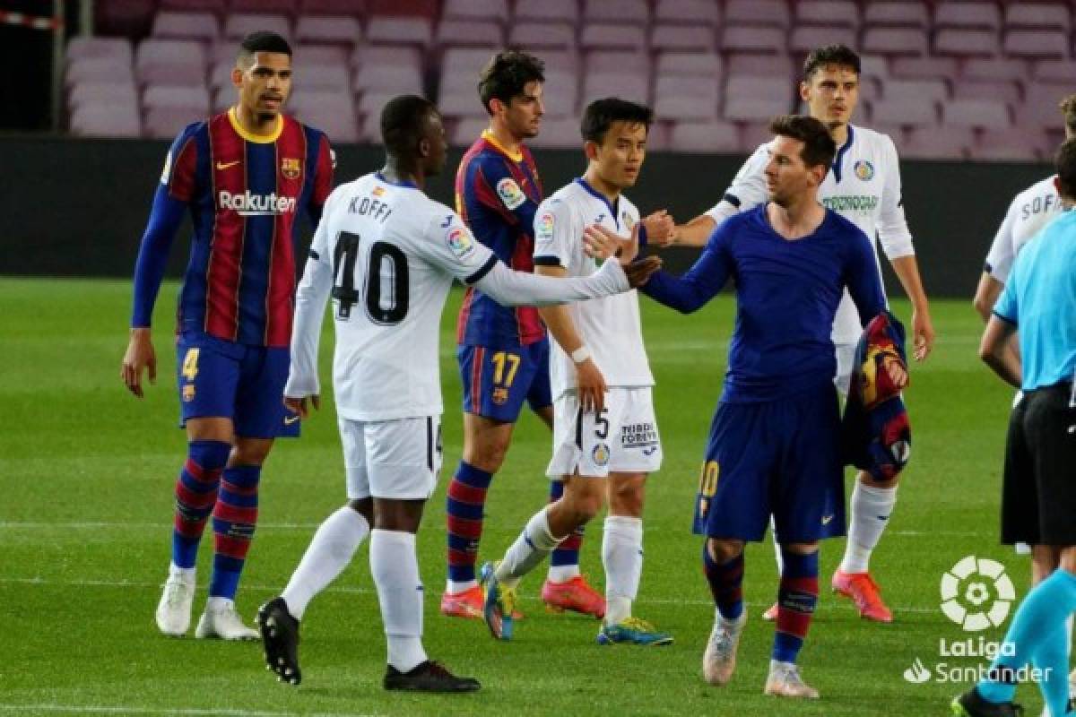 La reacción de Messi durante el pasillo y luego marca un golazo y se va festejarlo con el recogepelotas