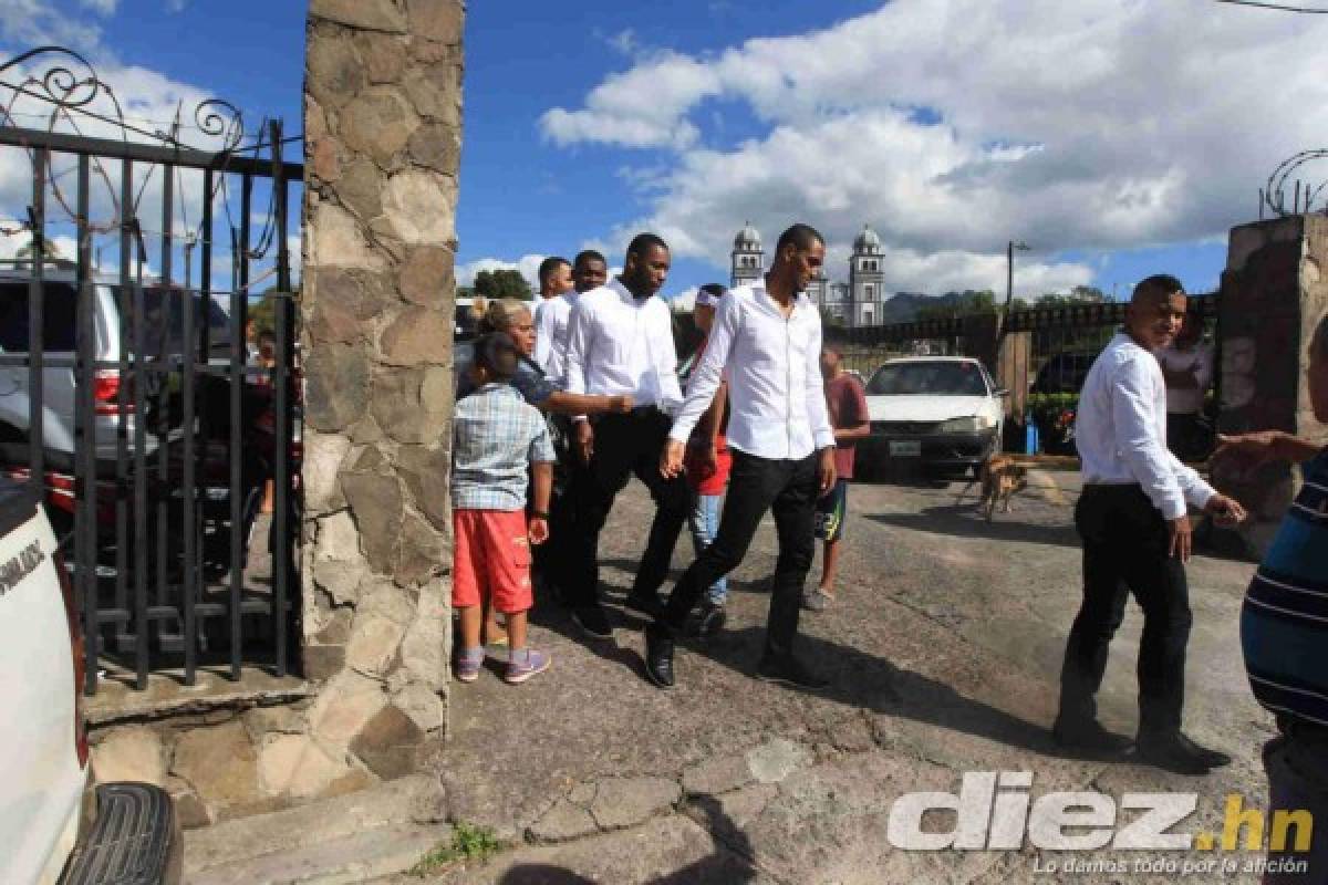 FOTOS: Así despidieron jugadores del Olimpia y familiares a Rafael Ferrari