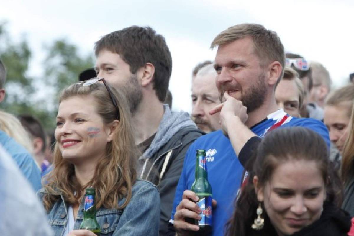 FOTOS: Locura en Islandia con el pase a cuartos de final