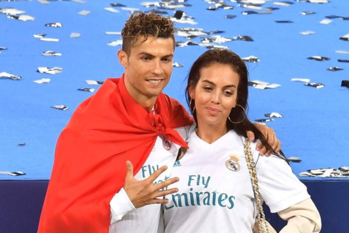 NO SE VIO POR TV: La íntima celebración de Cristiano y Georgina ¿quiénes son las mujeres?