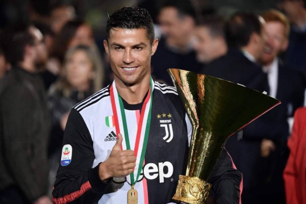 La celebración de la Juventus: Cristiano se roba el show y su novia los suspiros