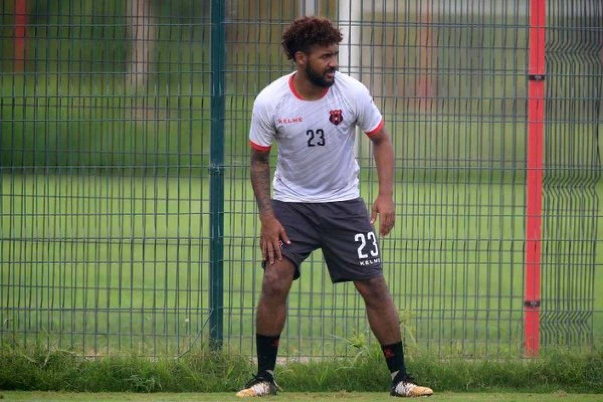 RUMORES Y FICHAJES: Compañero de Rojas, López y Garrido se iría a Europa sin debutar con Alajuelense