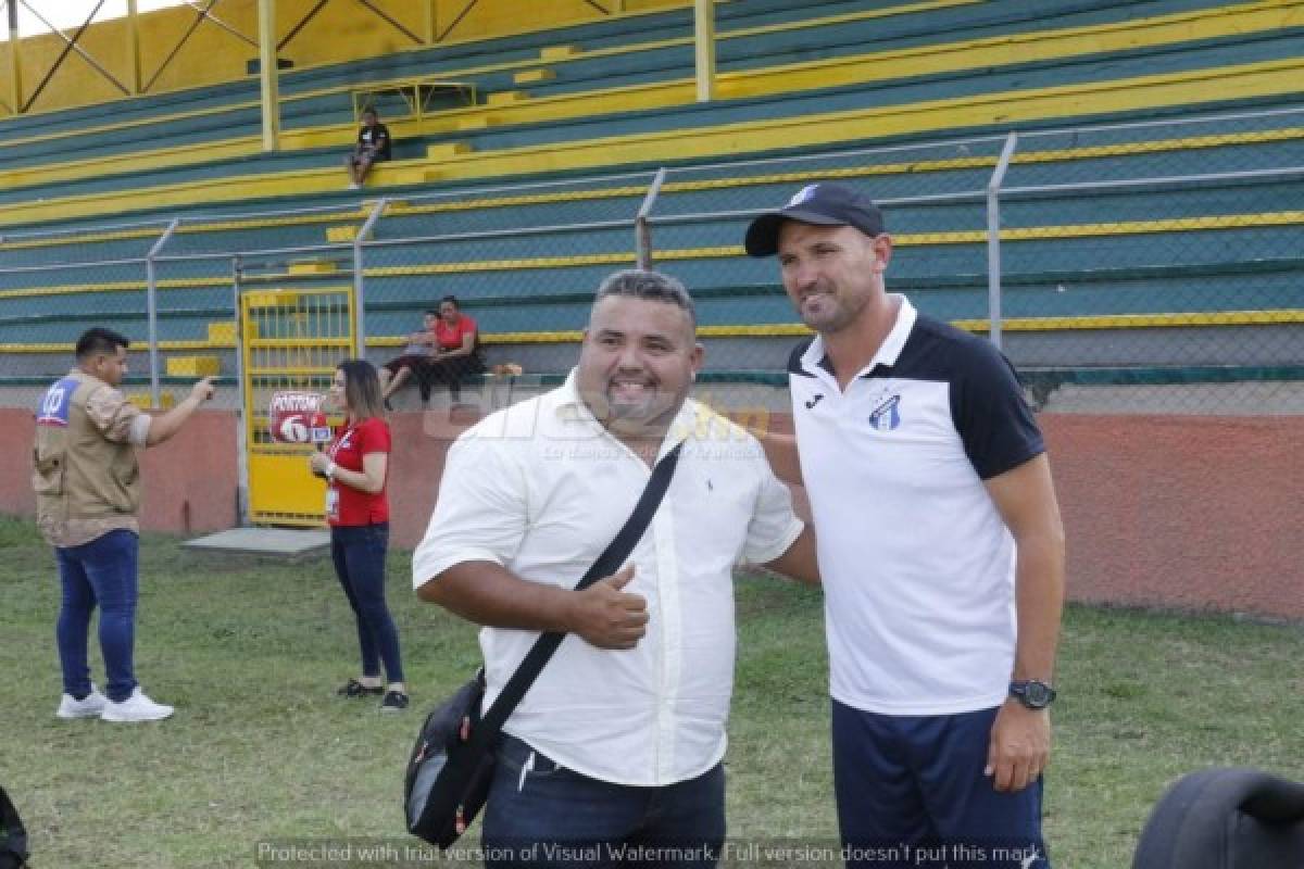 Fotos: 'El Palomo' le cambia el ánimo en su primer día a jugadores del Honduras