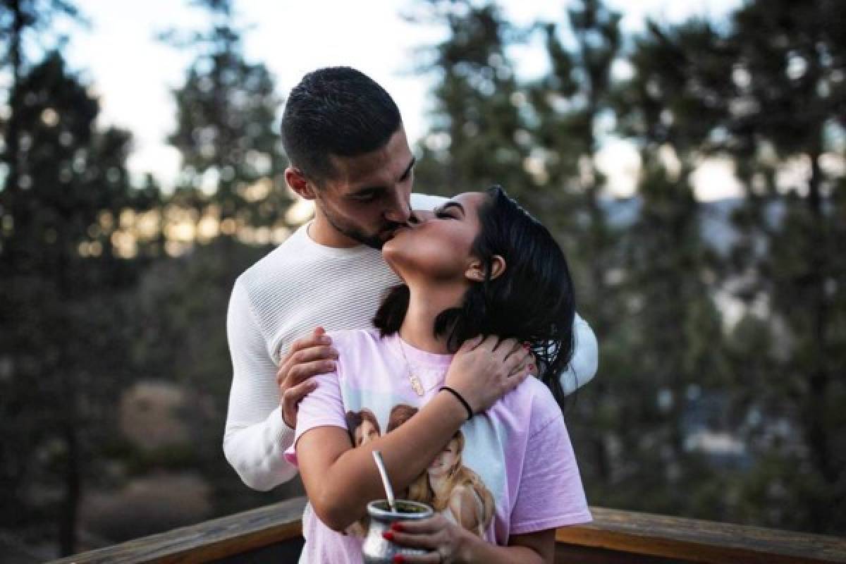 ¡Arrasan en redes! El futbolista estadounidense Lletget y su novia provocan locura en Instagram