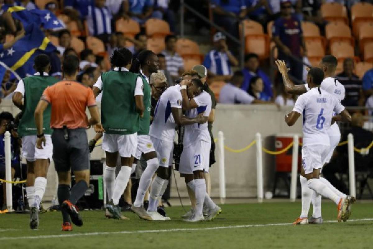 Lo que no se vio en TV: La tristeza de los jugadores hondureños y Coito desesperado