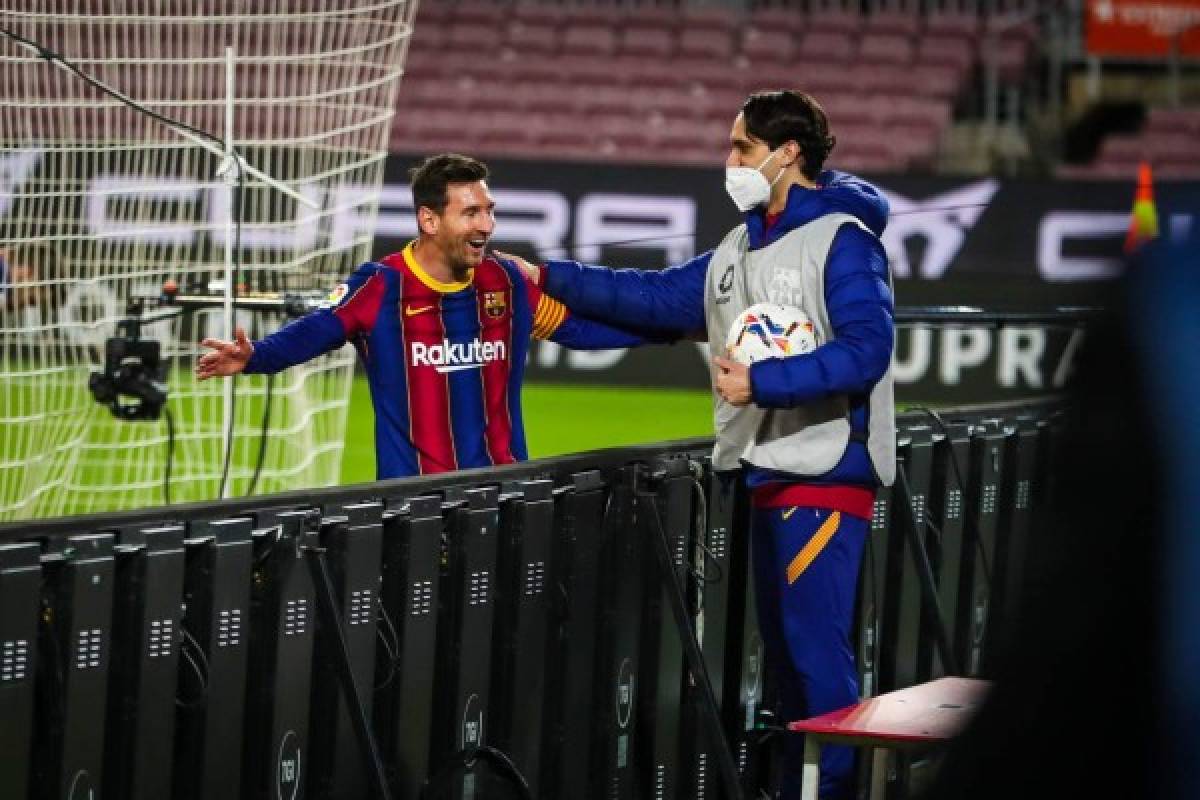 La reacción de Messi durante el pasillo y luego marca un golazo y se va festejarlo con el recogepelotas