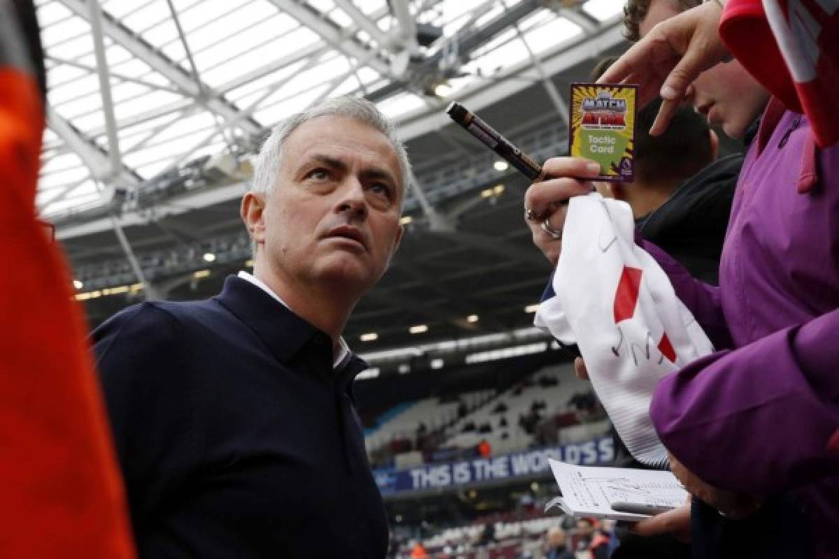 Debut de Mourinho con el Tottenham fue de mucha euforia en casa del West Ham